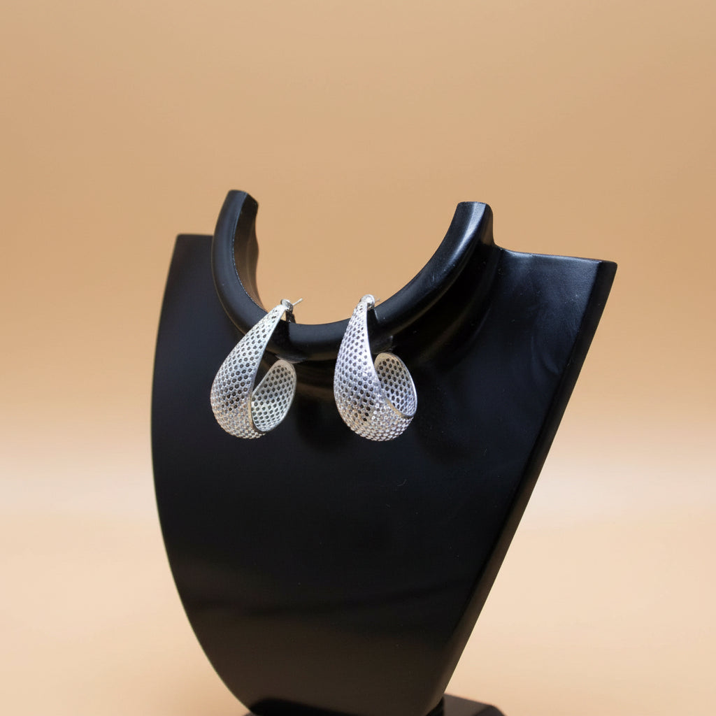 Silver Hoop Earrings – Fashion Jewellery –