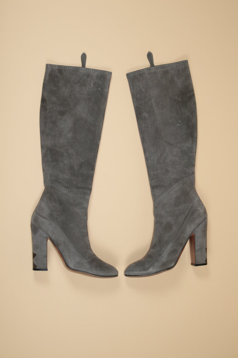 Vintage Alaïa Suede Boots – 1990s – Grey – Size 39.5