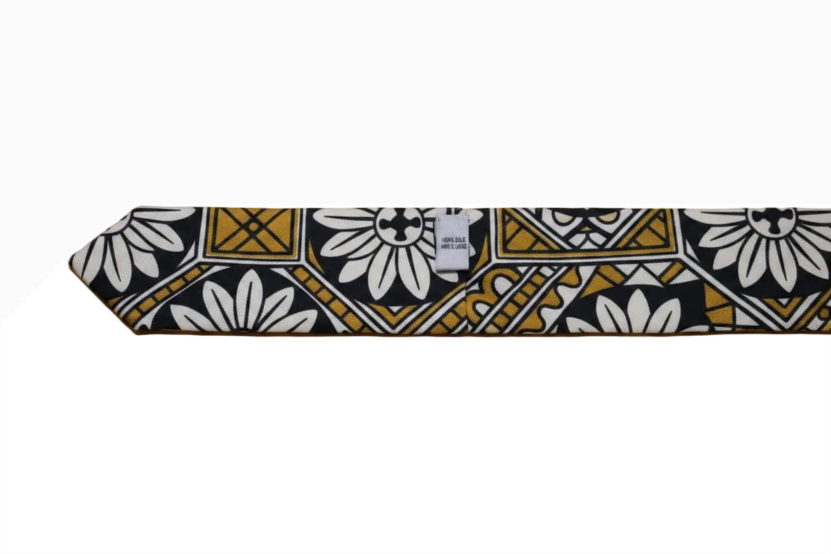Inoui Editions × Musée de la Toile de Jouy – Pure Silk Twilly Scarf