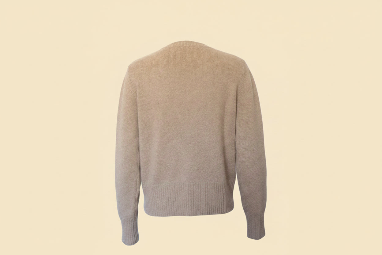 Soft Goat — Pure Cashmere V-Neck Jumper in Camel