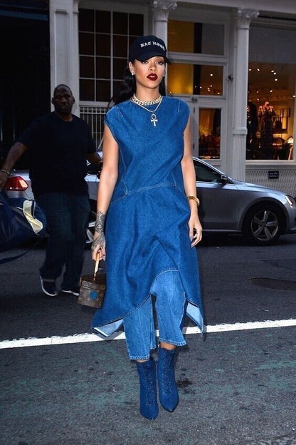 Manolo Blahnik x Rihanna “Dancehall Cowgirl Denim” – Size 39.5 – Blue