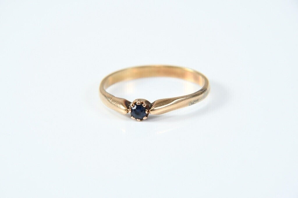 585 Gold Ring – 14K – Sapphire – Ring Size 55
