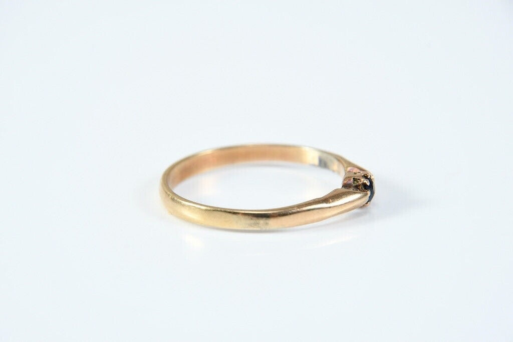 585 Gold Ring – 14K – Sapphire – Ring Size 55