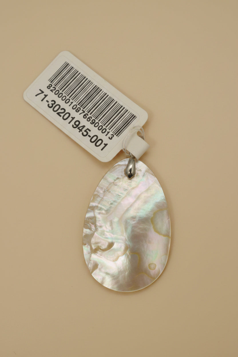 Mother-of-Pearl Pendant – 995 Silver – White –&nbsp;