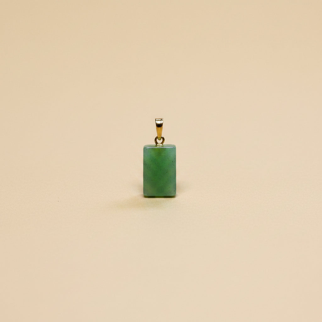 Jade Pendant – Green – Filigree Gold-Tone – 1.5 cm