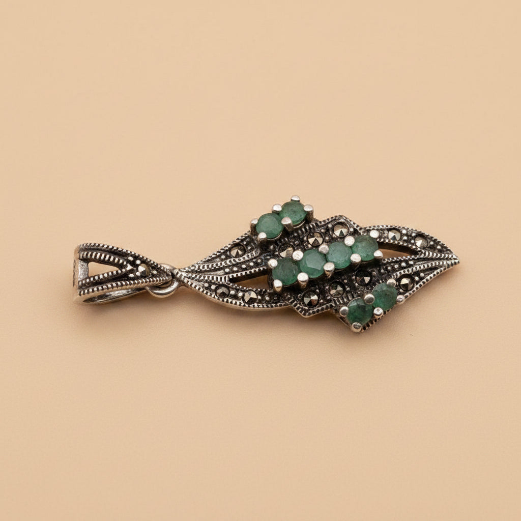 Vintage 925 Sterling Silver Pendant – Genuine Stones – Green &amp; Black