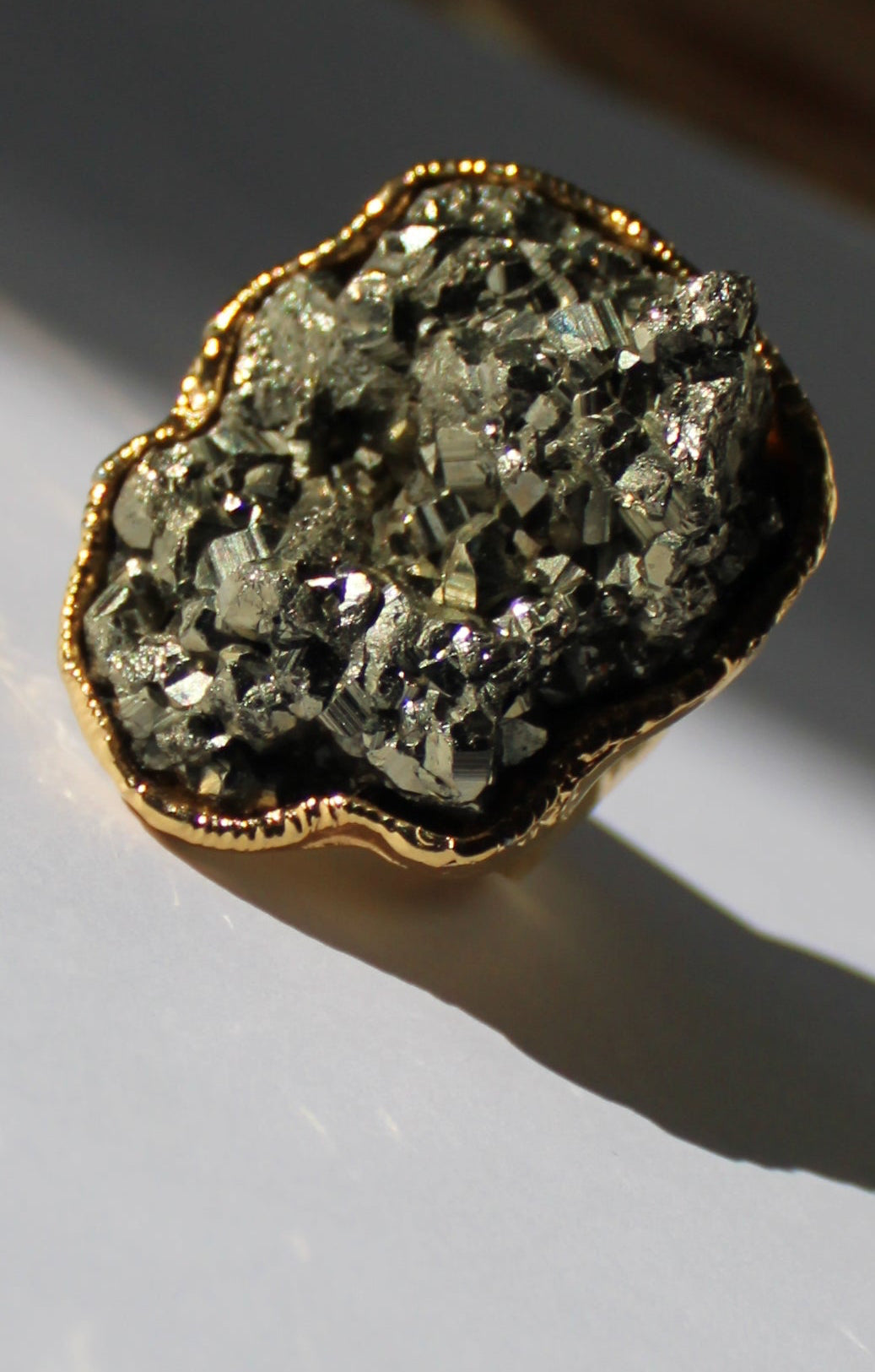 Adjustable Amethyst Natural Stone Ring – Gold-Tone – Elegant & Timeless