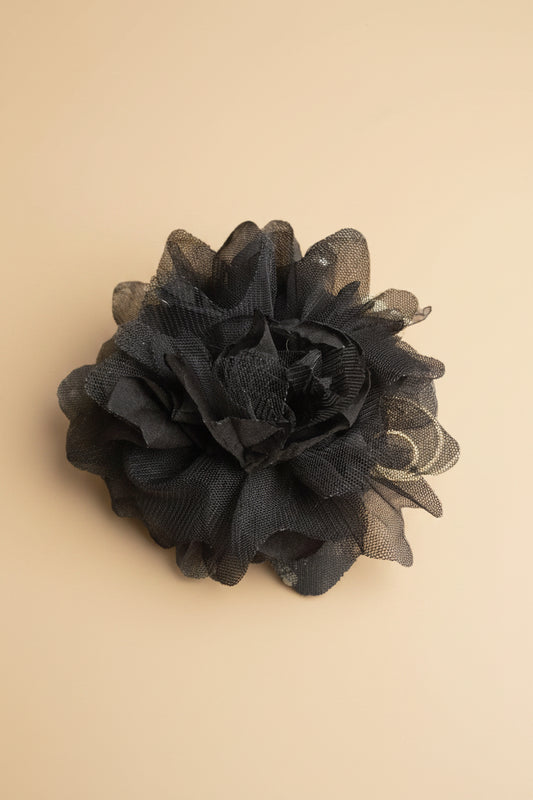 Black Rose Brooch – Elegant Clothing Accessory