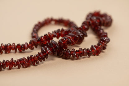Vintage Amber Necklace – Brown & Red – 32 cm – 1940s Retro Natural Stone Jewelry