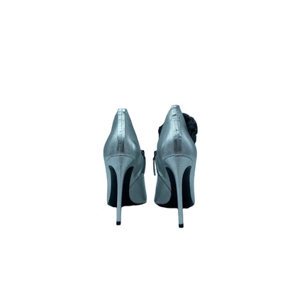 Tom Ford Silver Metallic Pointed Ankle Booties — close-up detail | Rent designer fashion at Laura Messerschmitt Berlin