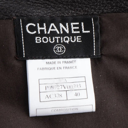 Chanel leather skirt — Chanel Boutique label, Made in France, 97A collection, size 40