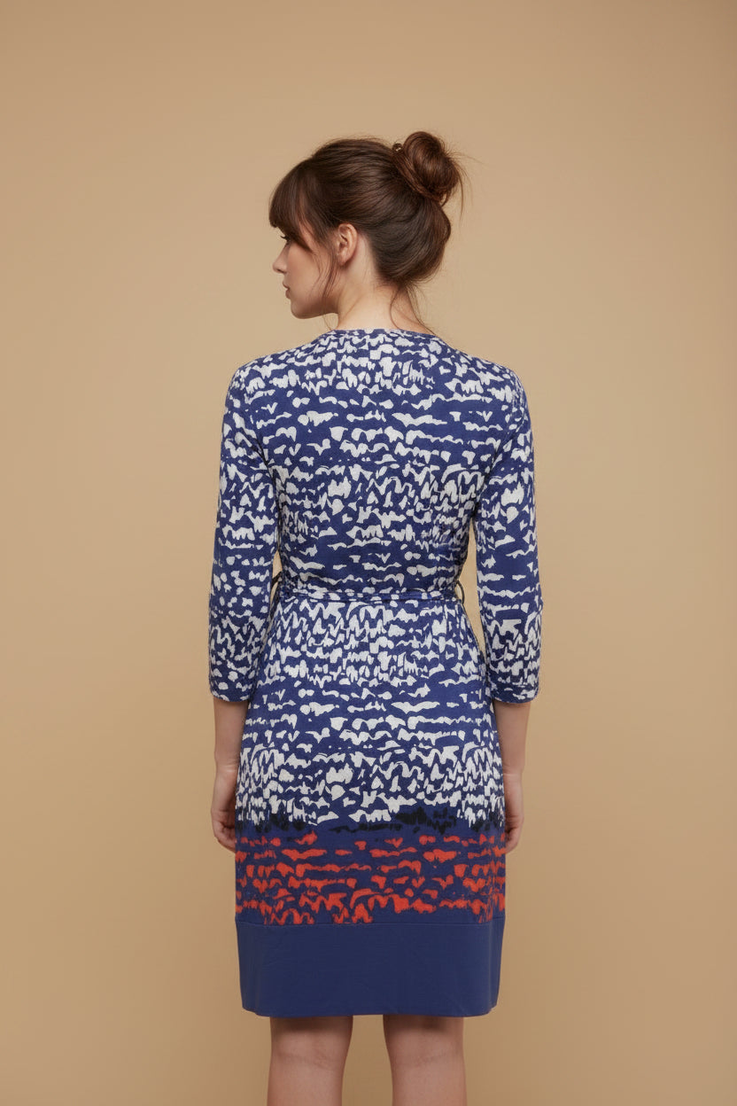 Diane von Furstenberg Iconic Silk Wrap Dress – Blue, White & Red Print – Size EU 36