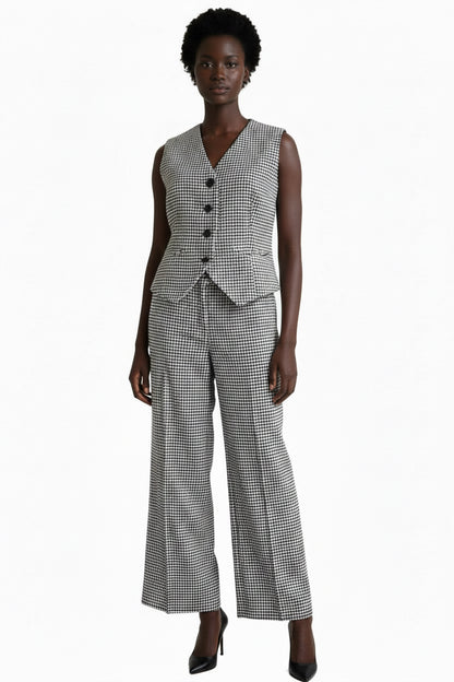 One-of-a-kind suit, size 38; vest and pants; material: unknown; custom-made; black
