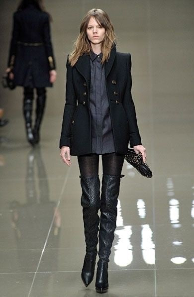 Burberry Prorsum — Python-Overknee-Stiefel, Herbst 2010