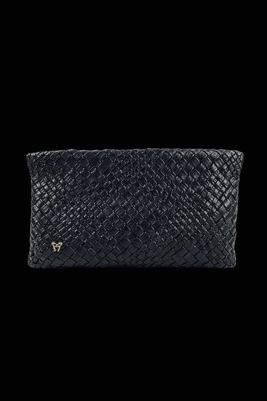 Ghibli woven calfskin clutch in black — rent from Laura Messerschmitt, Berlin stylist