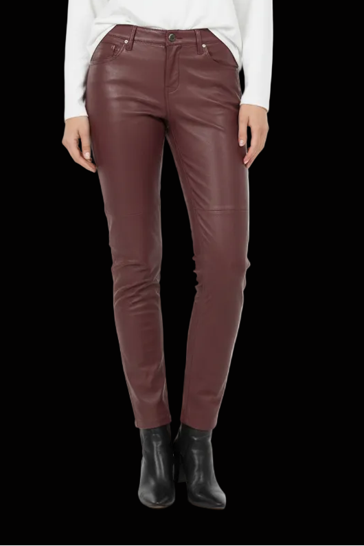 Dorothee Schumacher nappa lambskin skinny trousers in dusty rose — rent from Laura Messerschmitt, Berlin stylist