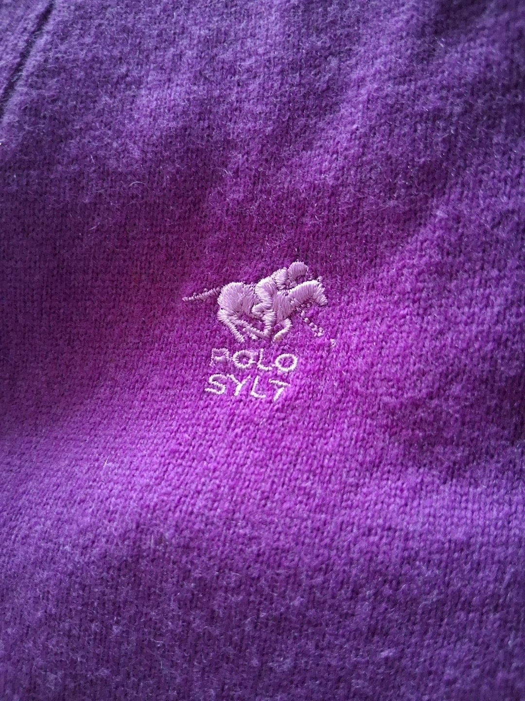 Polo Sylt — Fuchsia Wool Knit Dress — detail view | Rent designer fashion at Laura Messerschmitt Berlin