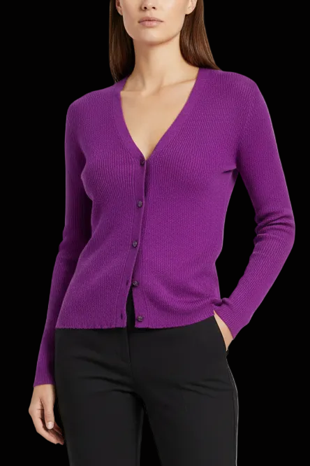 Prada cashmere v-neck cardigan in magenta — rent from Laura Messerschmitt, Berlin stylist
