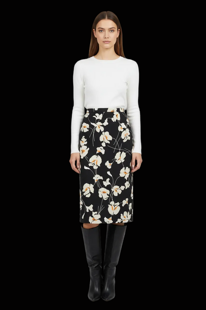 N°21 silk pencil skirt in black with painterly floral print — rent from Laura Messerschmitt, Berlin stylist