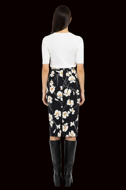 N°21 — Silk Pencil Skirt in Black with Painterly Floral Print