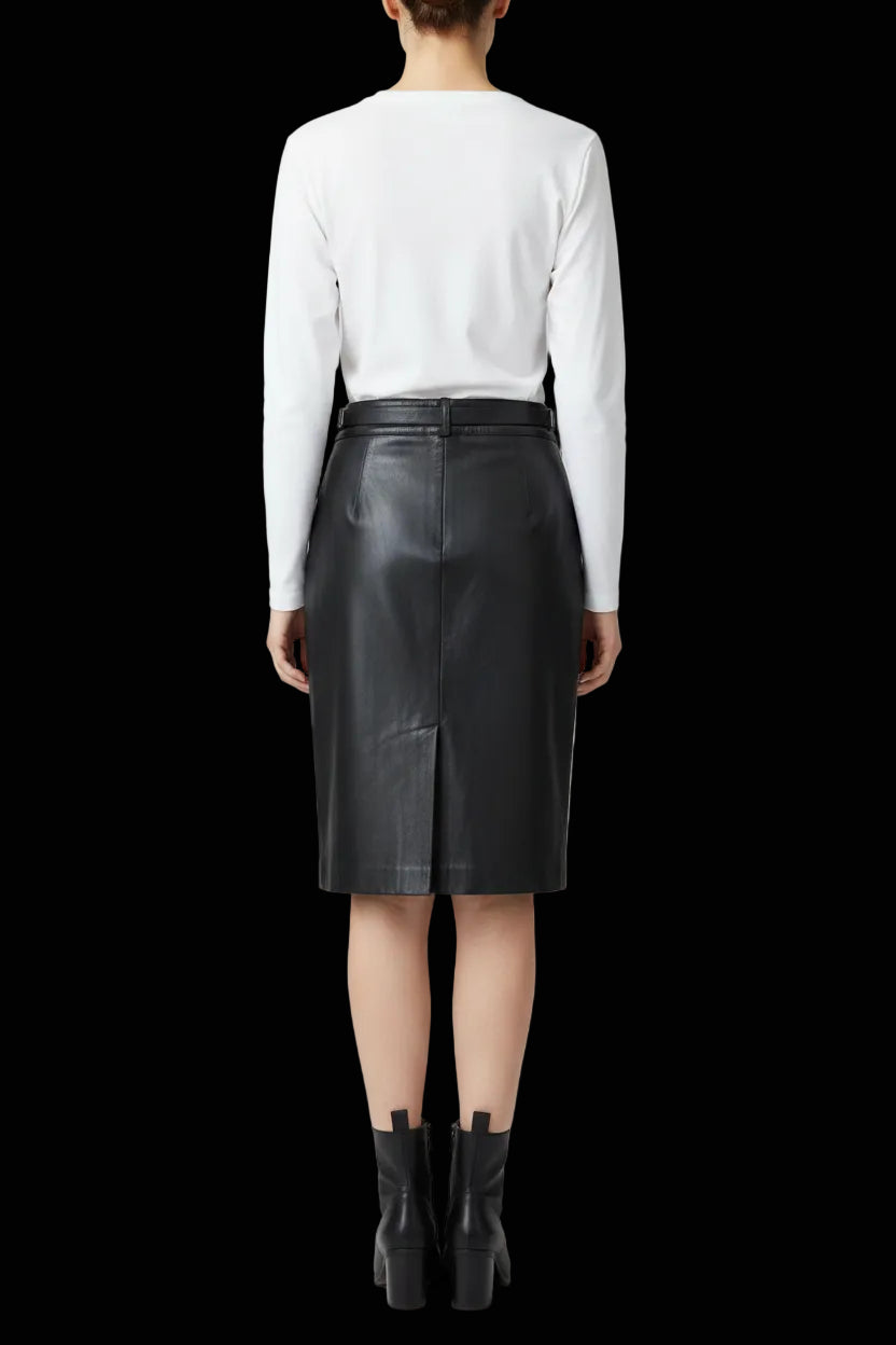 Gucci black leather pencil skirt detail