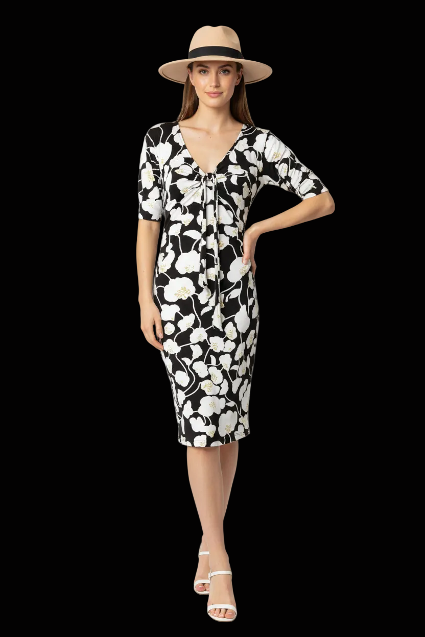Diane von Furstenberg silk jersey wrap dress in black & white floral — rent from Laura Messerschmitt, Berlin stylist