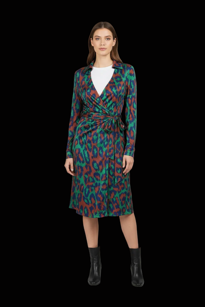 Diane von Furstenberg silk jersey wrap dress in leopard print — rent from Laura Messerschmitt, Berlin stylist