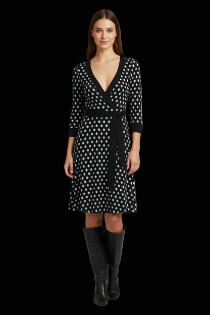 Diane von Furstenberg silk jersey wrap dress in black & white star print — rent from Laura Messerschmitt, Berlin stylist