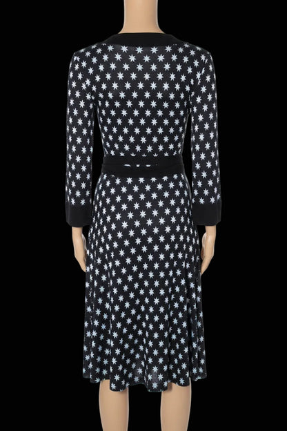 Diane von Furstenberg silk jersey wrap dress in black with white star print new with tags — view 2