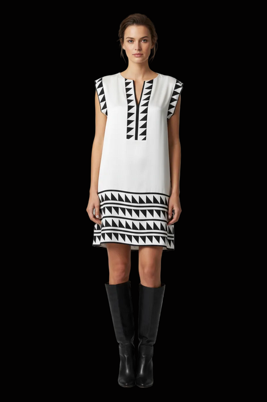 Diane von Furstenberg silk shift dress in ivory & black — rent from Laura Messerschmitt, Berlin stylist