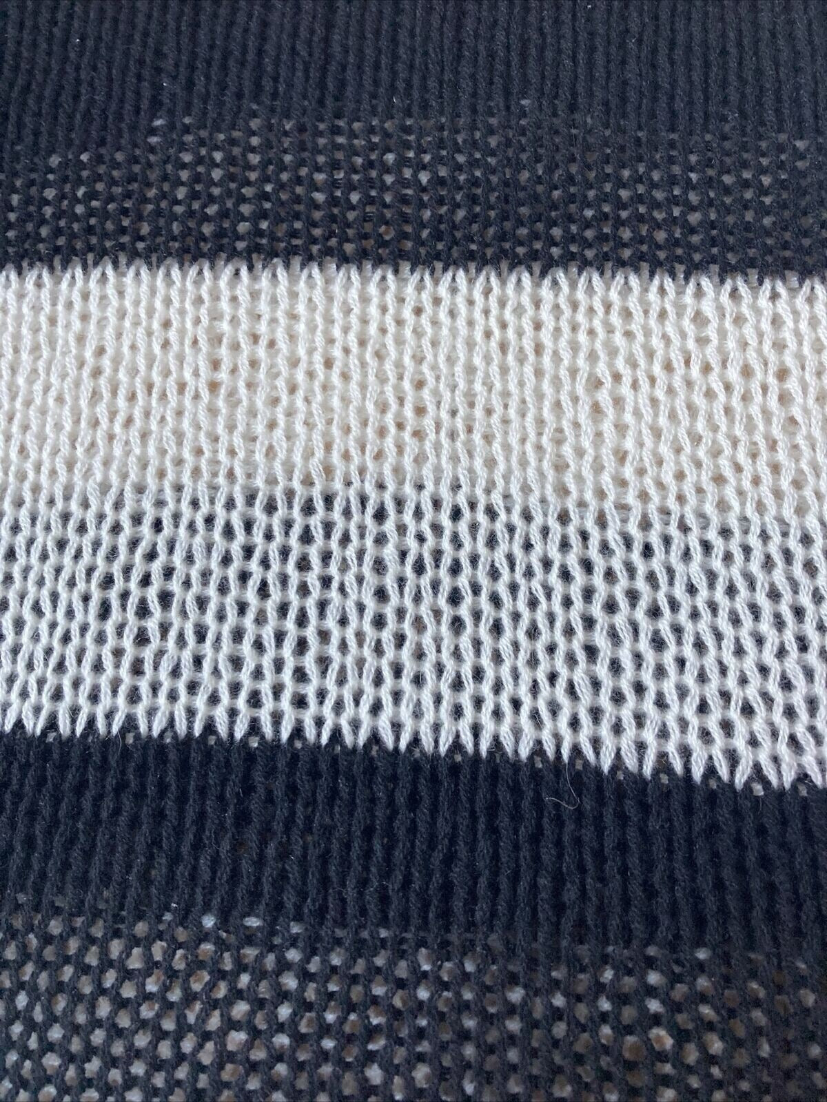 SO GOOD TO WEAR Cashmere London Sweater – Natural/Black – Size L – Fairtrade