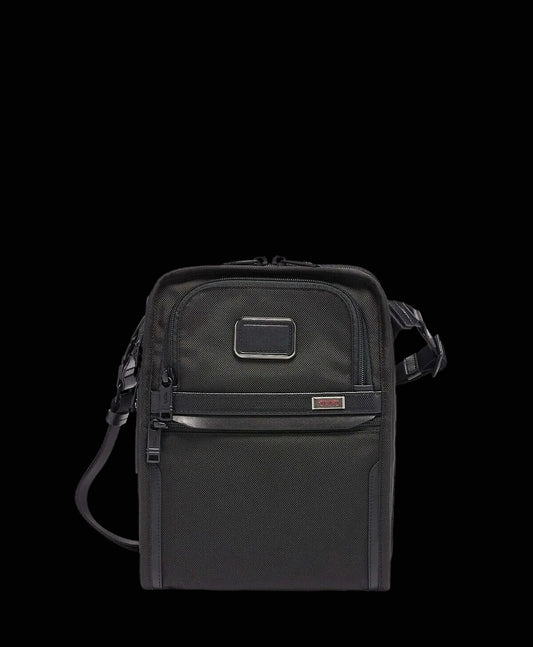 Tumi alpha 3 organizer travel tote in black (nwt) — rent from Laura Messerschmitt, Berlin stylist