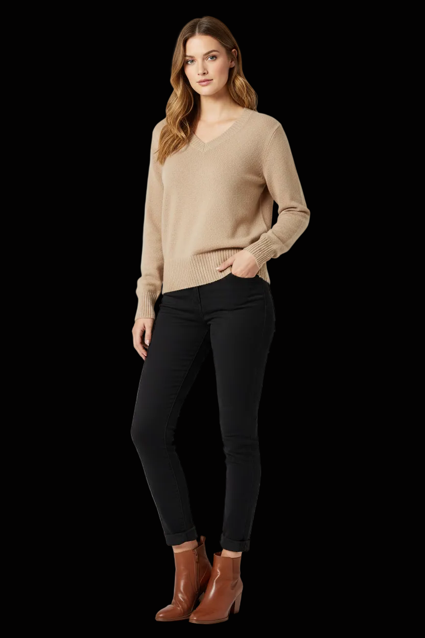 Soft Goat camel pure cashmere V-neck jumper on model