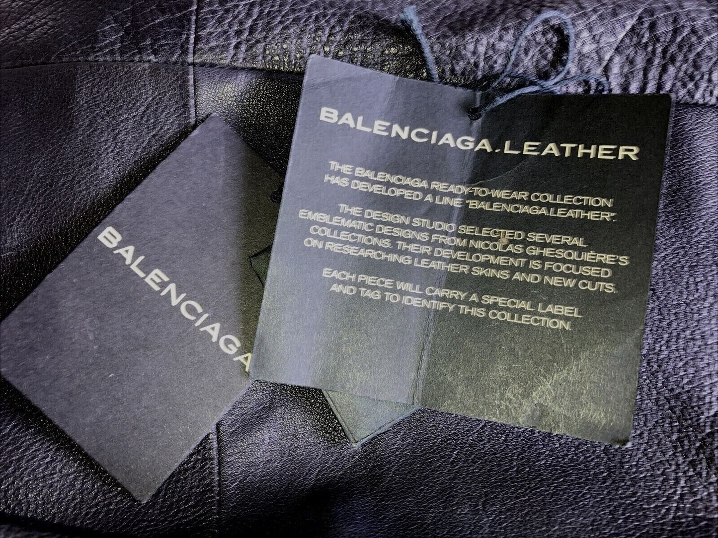 Balenciaga – Leder A-Linien-Kleid (Balenciaga.Lederkollektion)