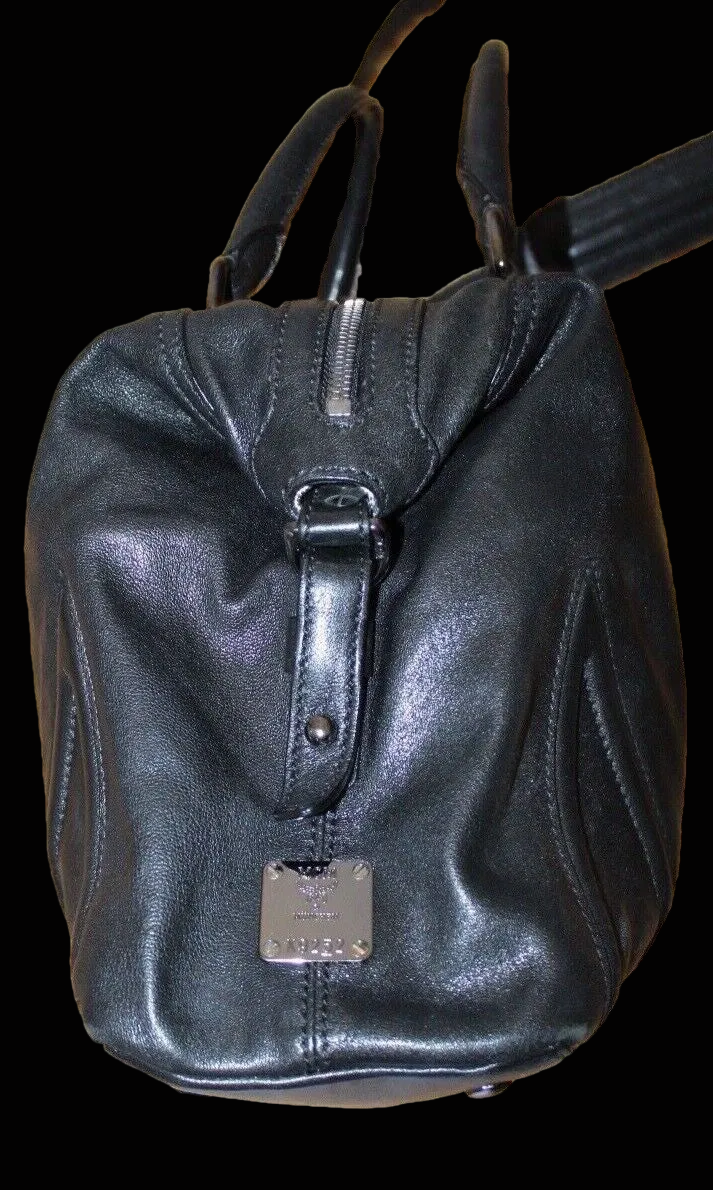 MCM black leather K952 large tote bag side view