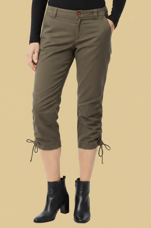 Mango vintage 90s chino trousers in khaki — rent from Laura Messerschmitt, Berlin stylist