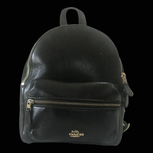 Coach leather backpack in matte black — rent from Laura Messerschmitt, Berlin stylist