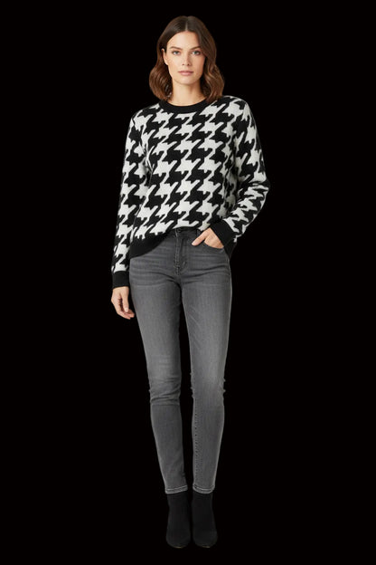 Antoni and Alison houndstooth knit sweater pattern detail