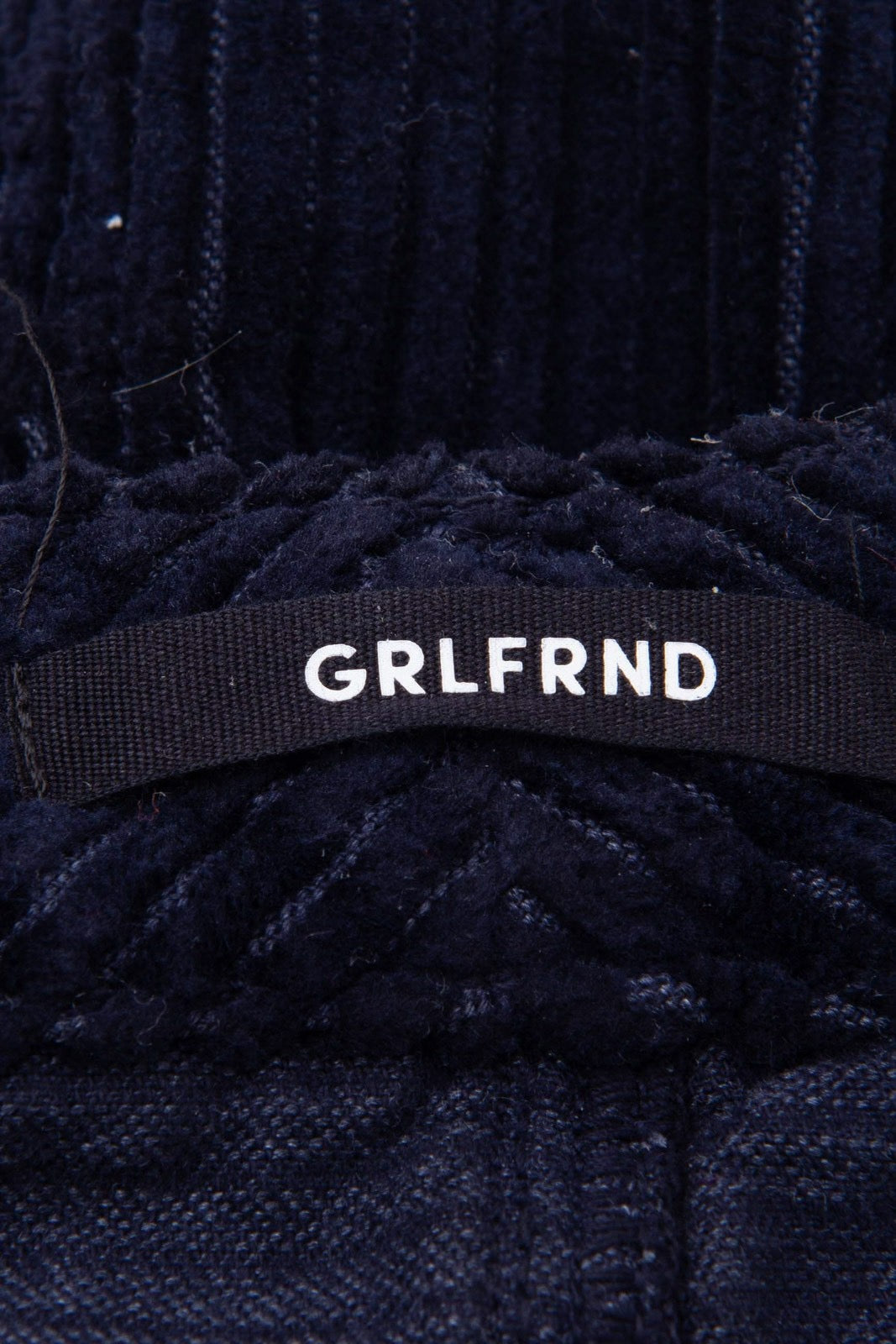 GRLFRND — Trousers in Polyester