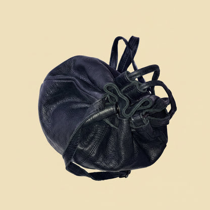 Feynsinn - Leather Drawstring Bucket Bag in Black