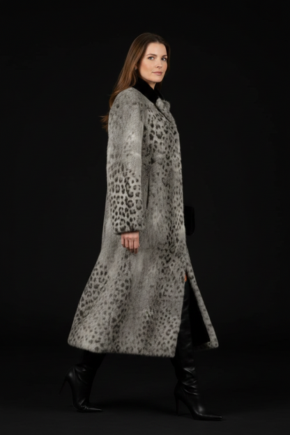 Prada spotted mink coat with velvet collar — rent from Laura Messerschmitt, Berlin stylist