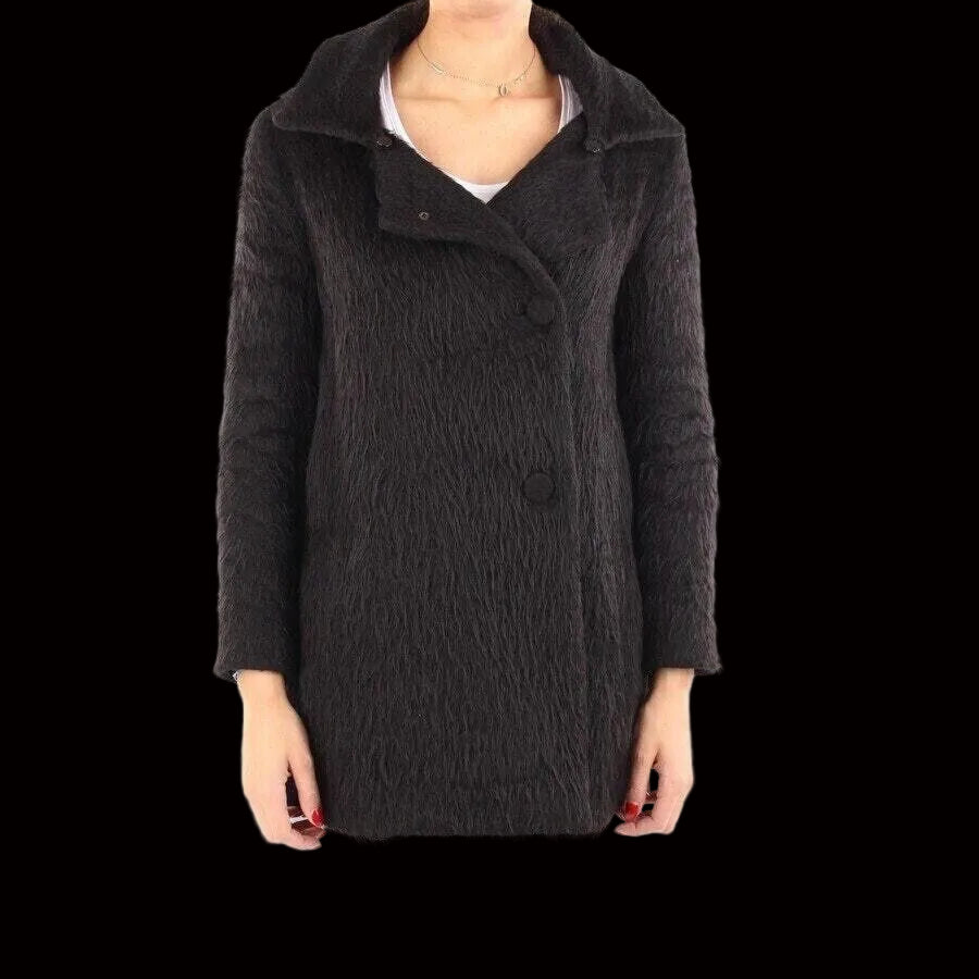 Chloé alpaca coat front view — Laura Messerschmitt Berlin